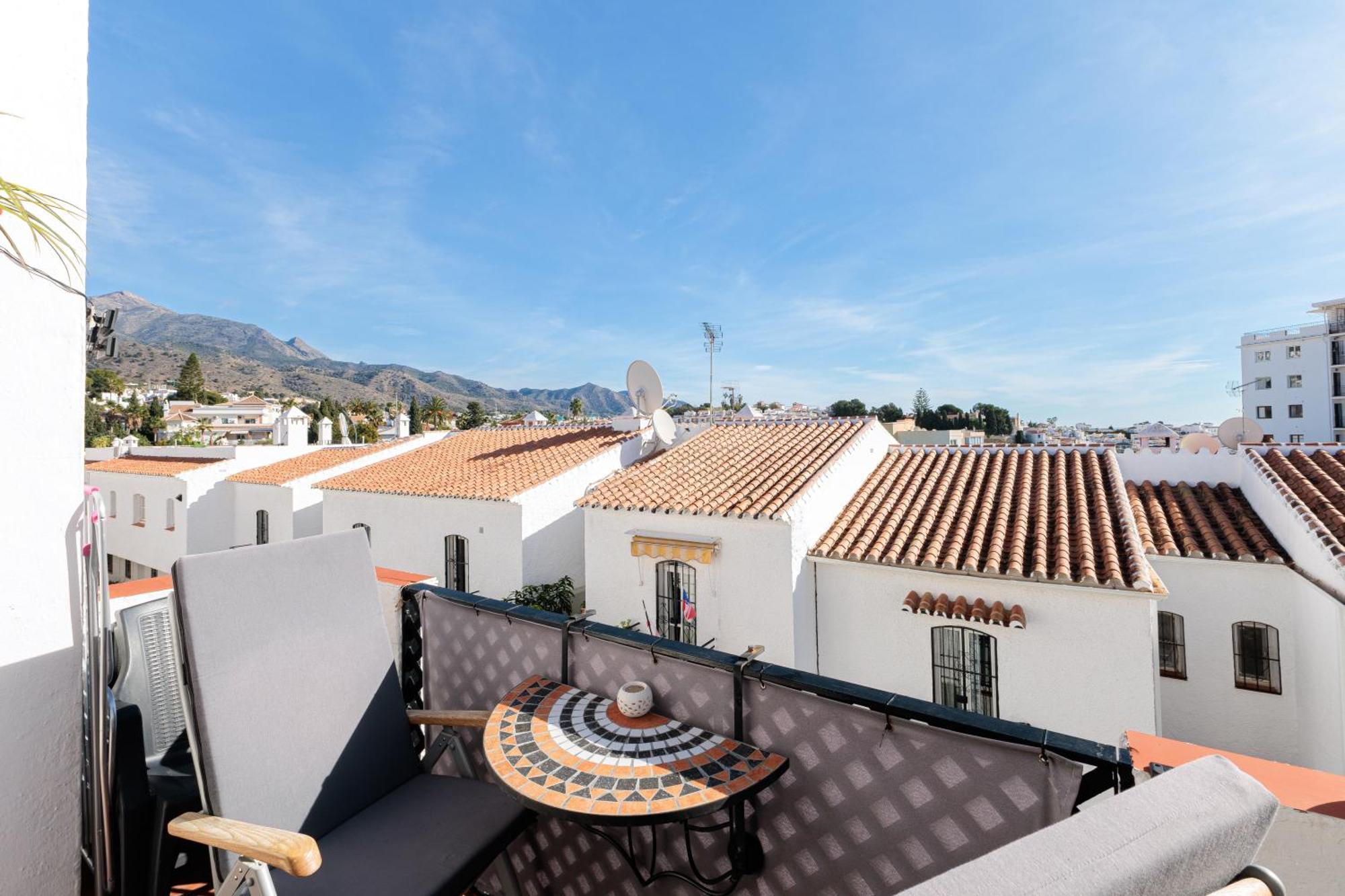Cosy Apartment In Verano Azul Nerja Luaran gambar