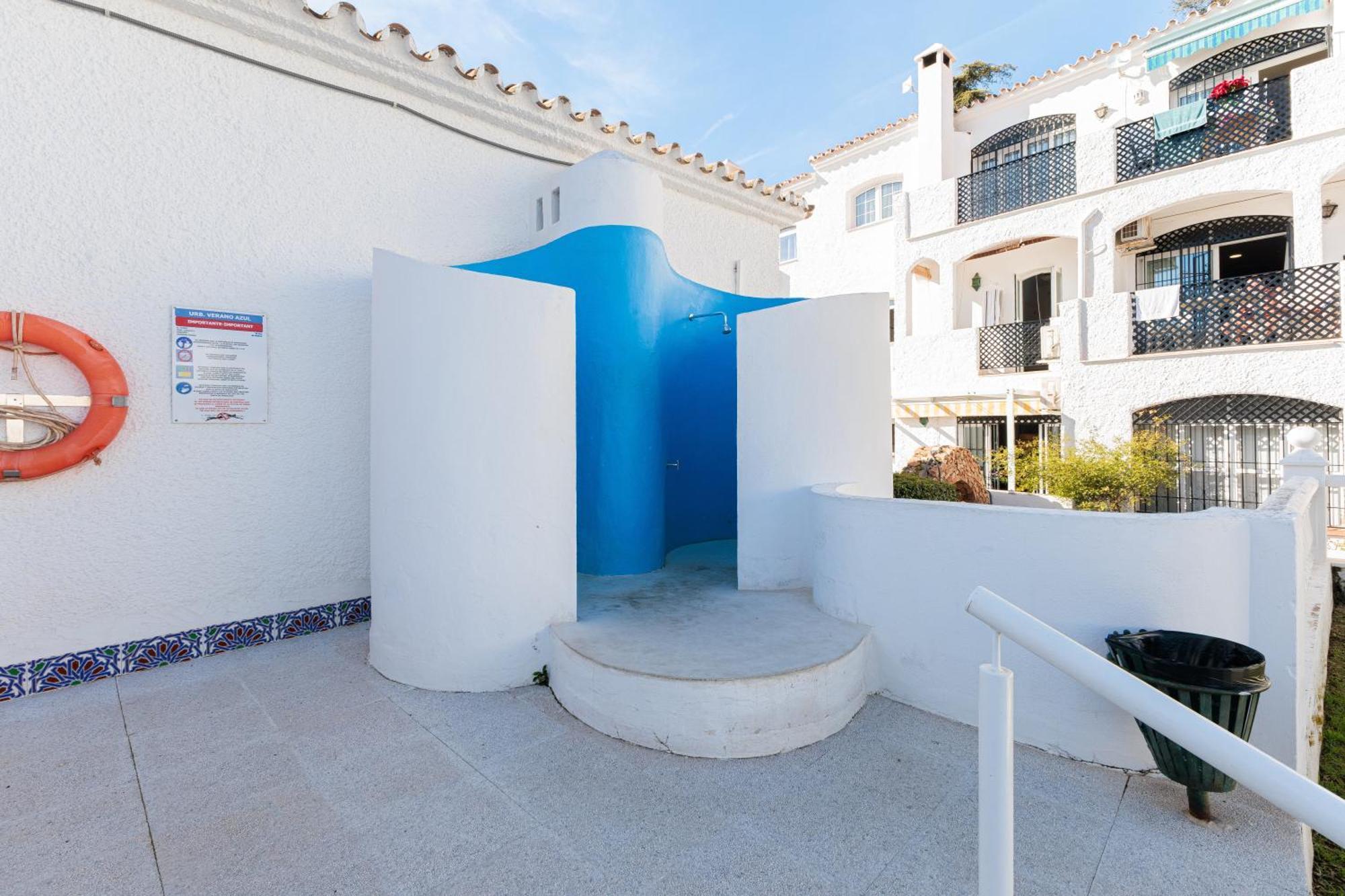 Cosy Apartment In Verano Azul Nerja Luaran gambar