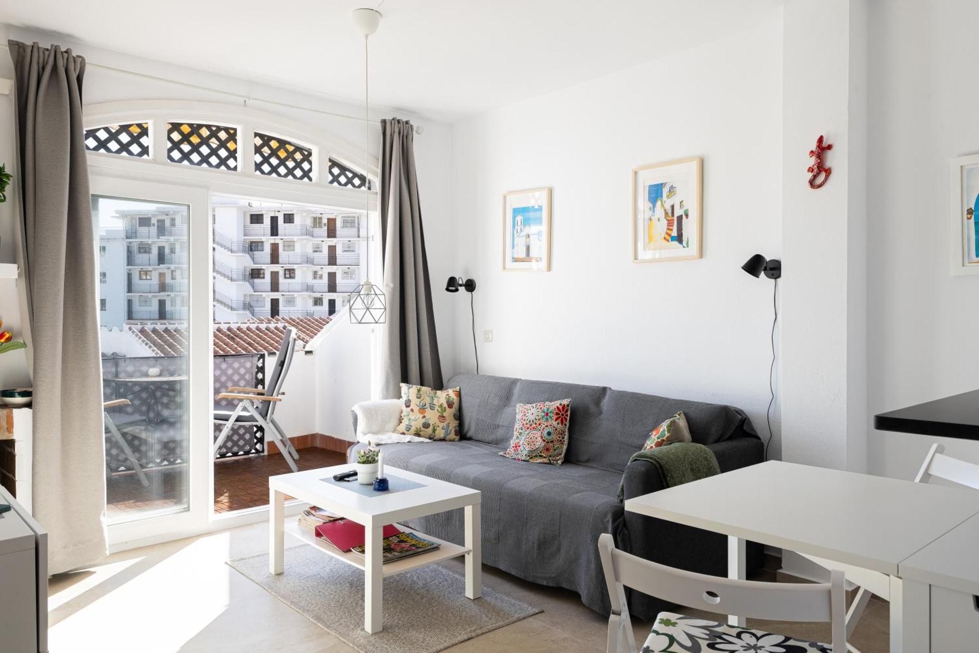 Cosy Apartment In Verano Azul Nerja Luaran gambar