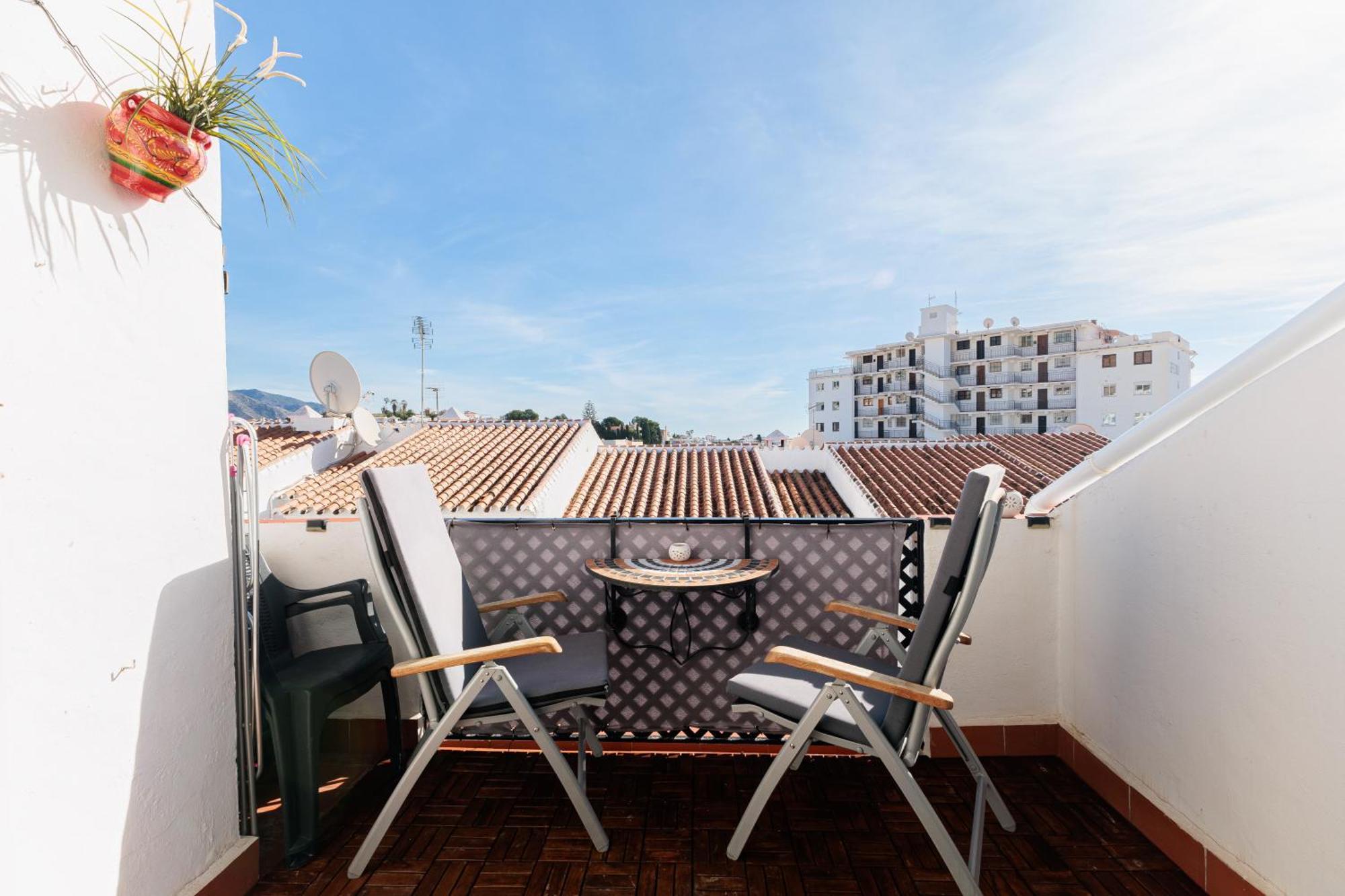 Cosy Apartment In Verano Azul Nerja Luaran gambar