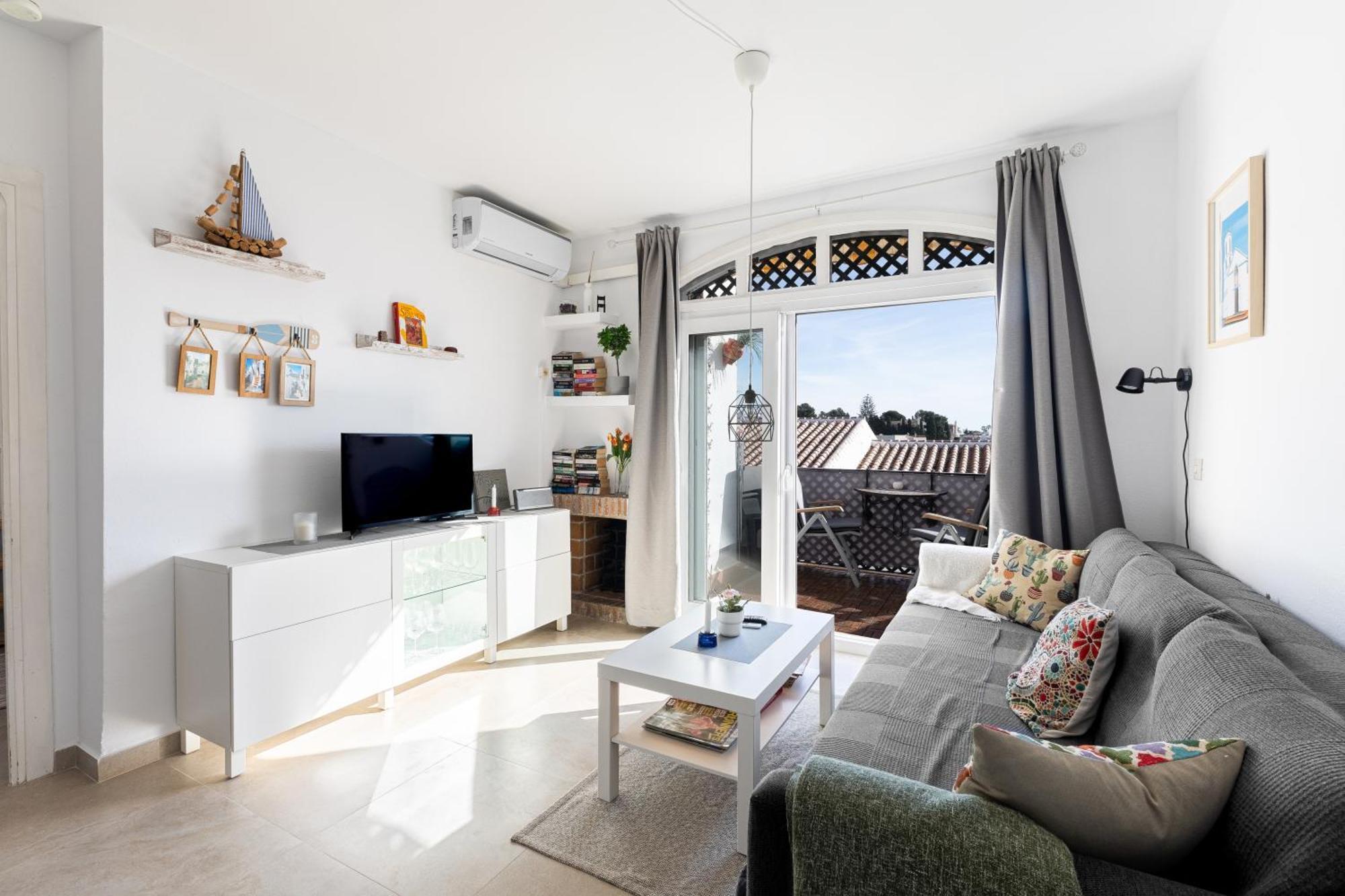 Cosy Apartment In Verano Azul Nerja Luaran gambar